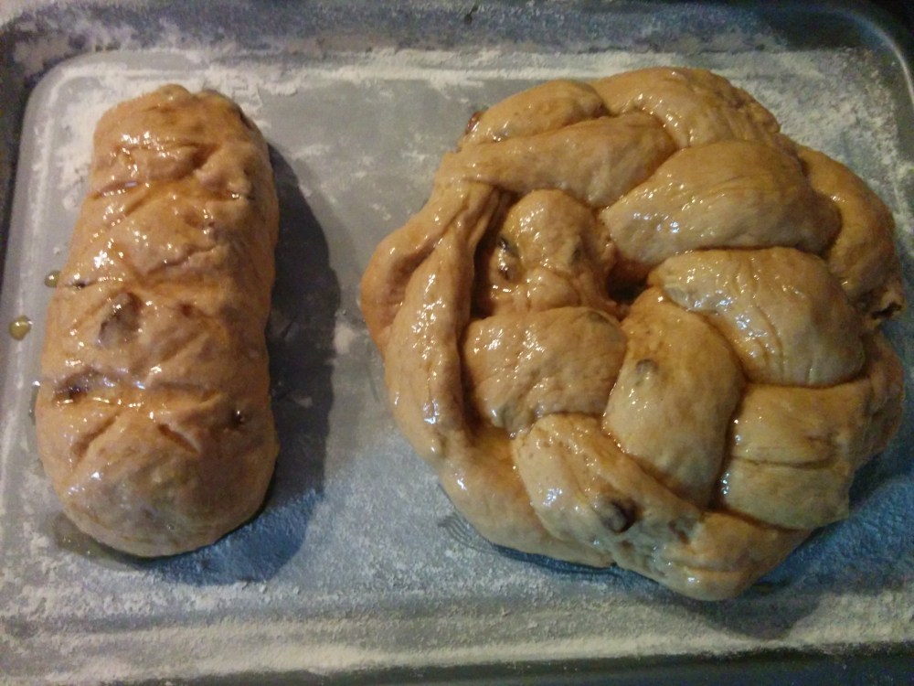 braided raisin loaf