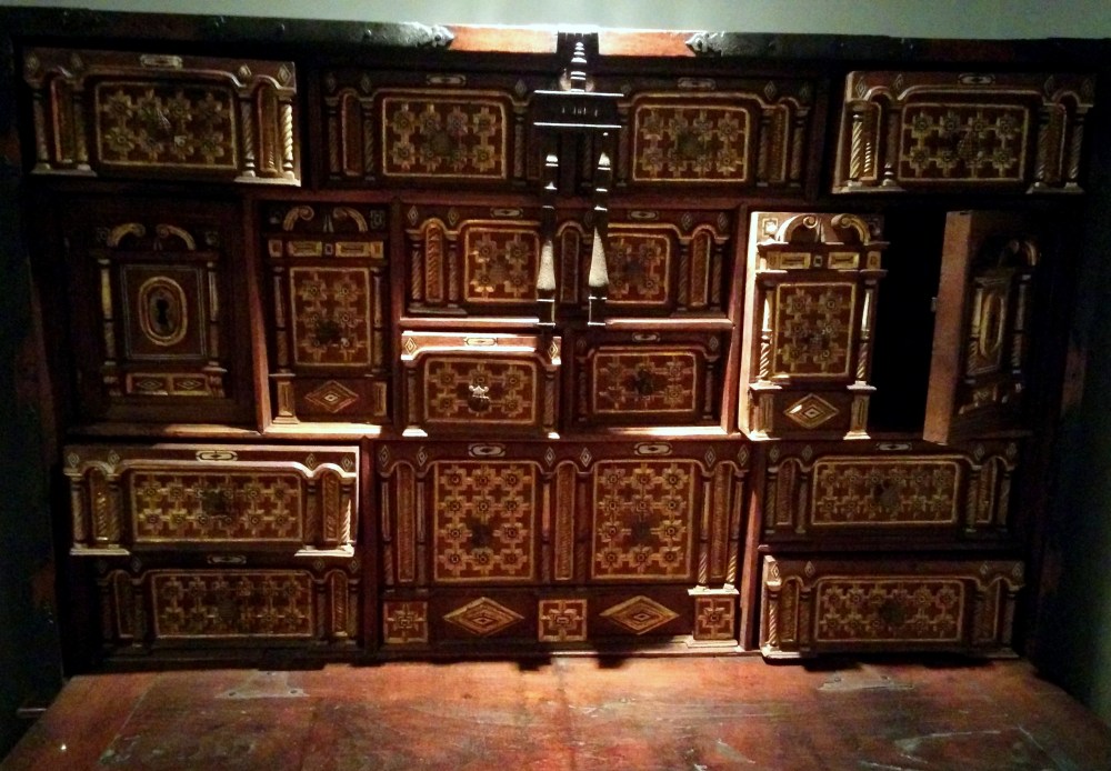 national museum of ireland decorative arts history