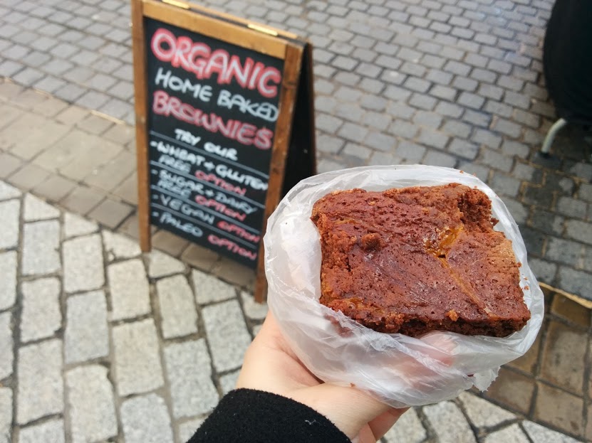 windsor town food market england gluten free vegan chili mango brownie